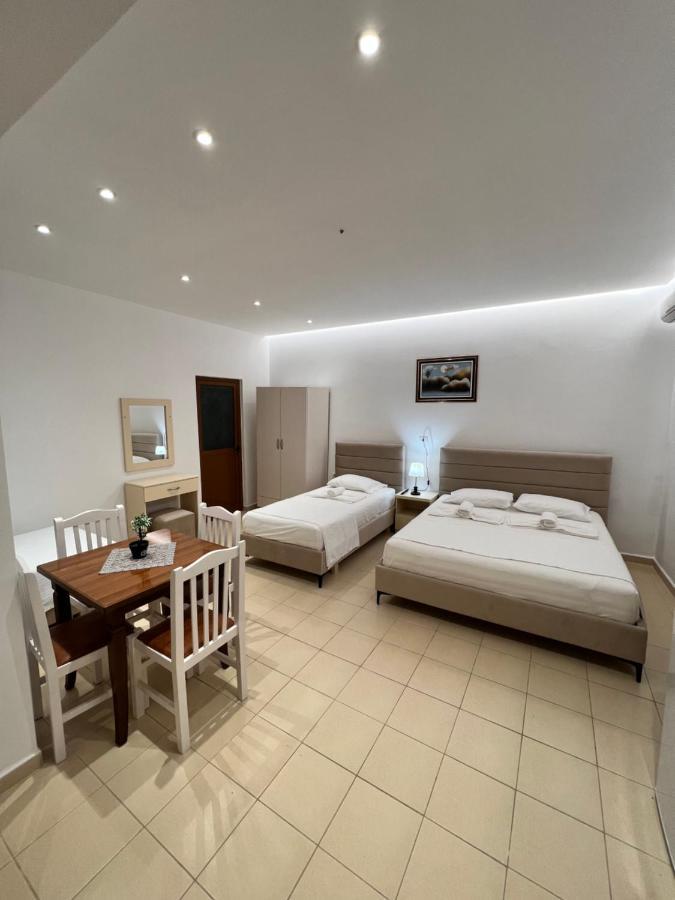 Hotel Moscopole 사밀 외부 사진