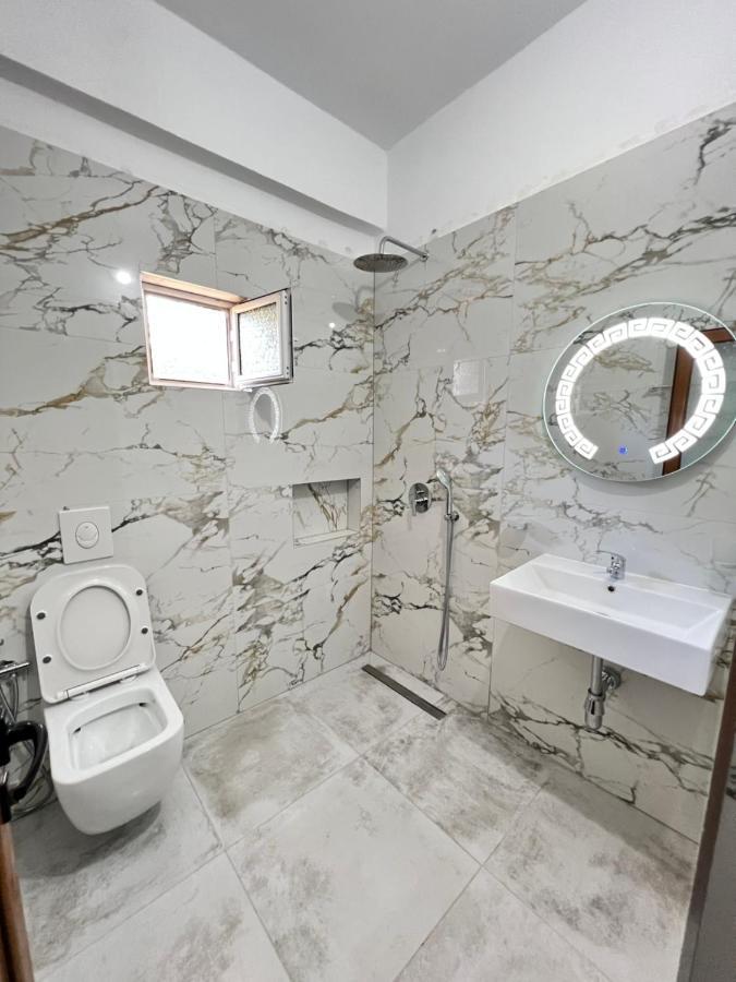 Hotel Moscopole 사밀 외부 사진